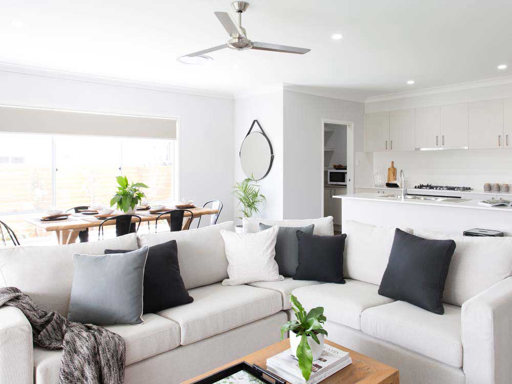 Open plan living room connecting the outside with indoors