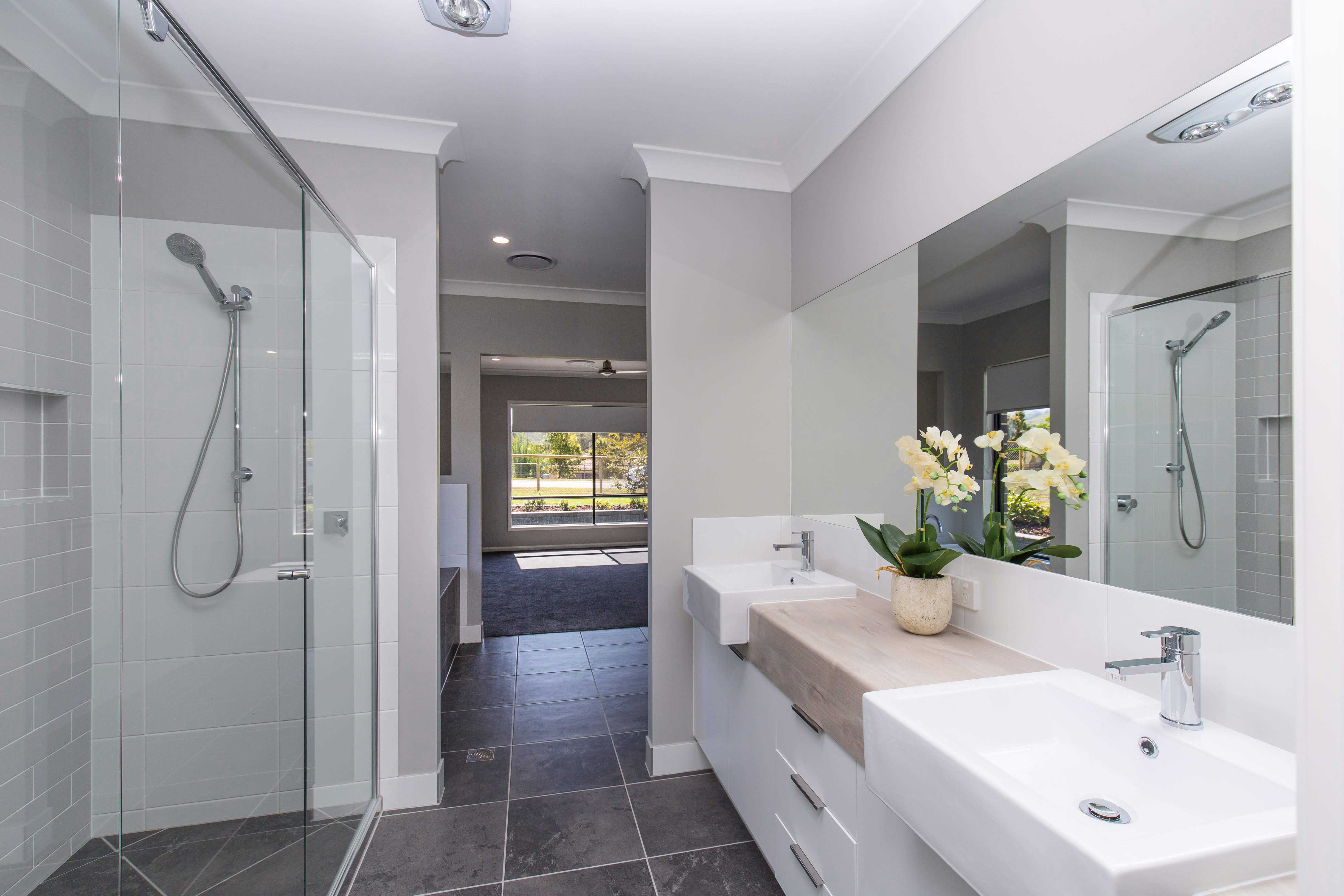 Master Ensuite Double Basin & Shower Heads