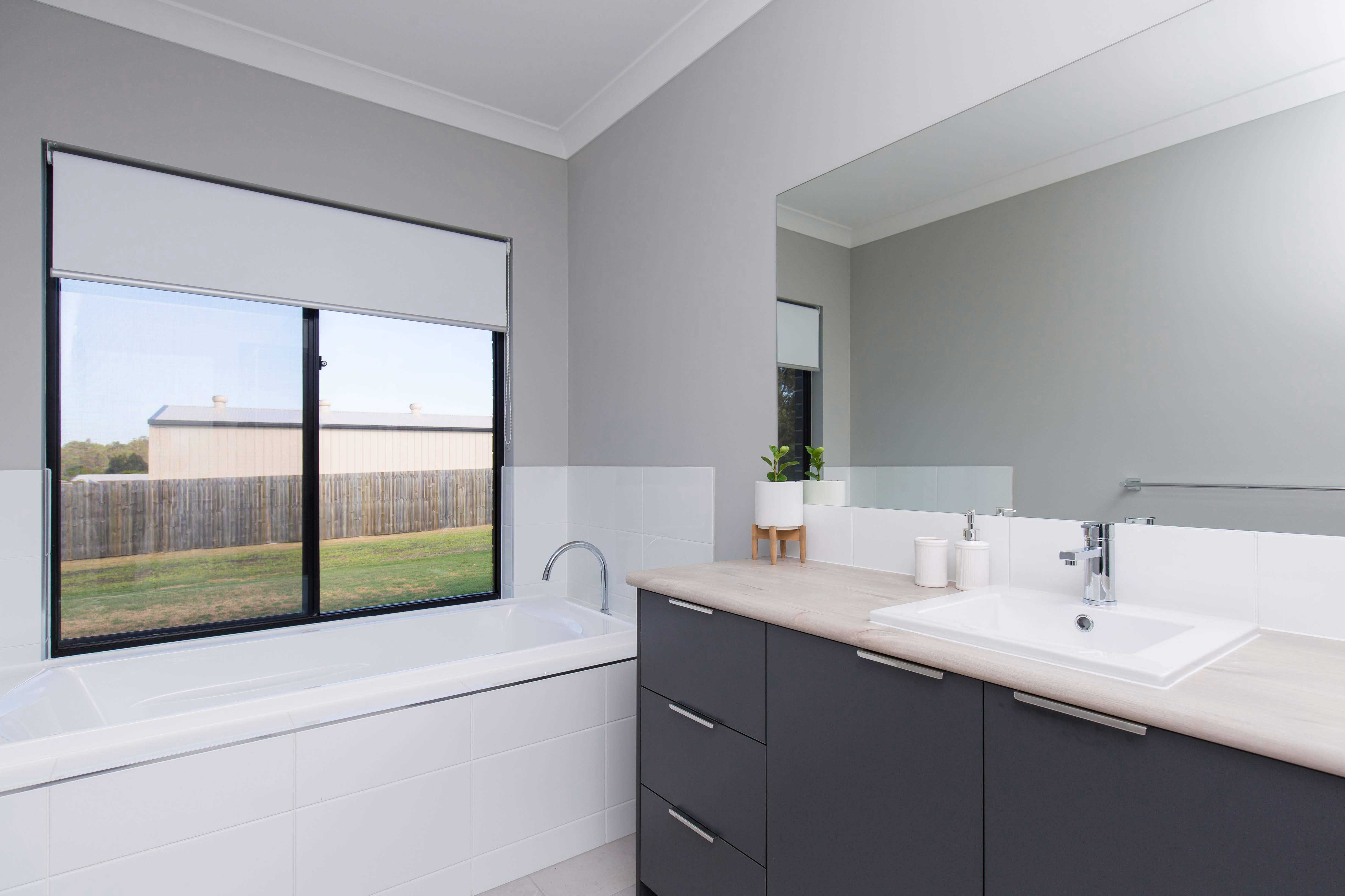 Main bathroom with bath